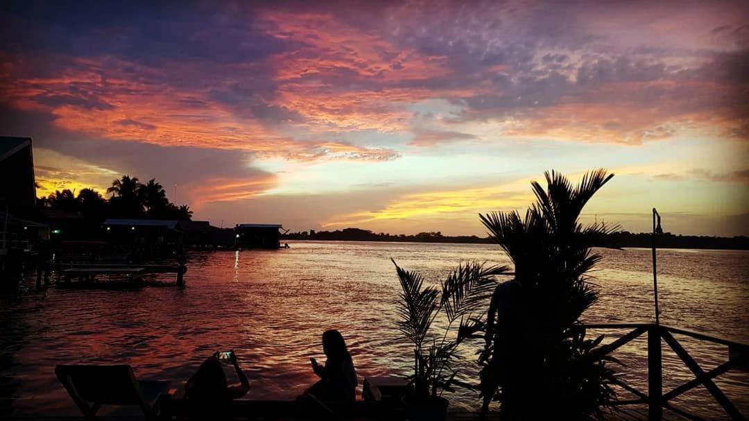Hostel Mamallena Bocas Del Toro (Adults Only) Ngoại thất bức ảnh