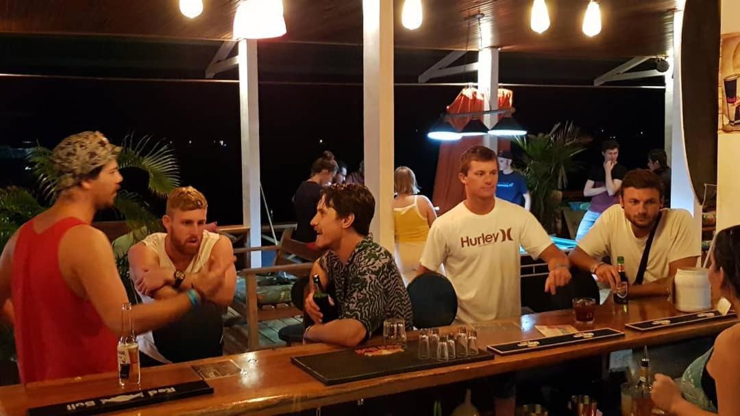 Hostel Mamallena Bocas Del Toro (Adults Only) Ngoại thất bức ảnh